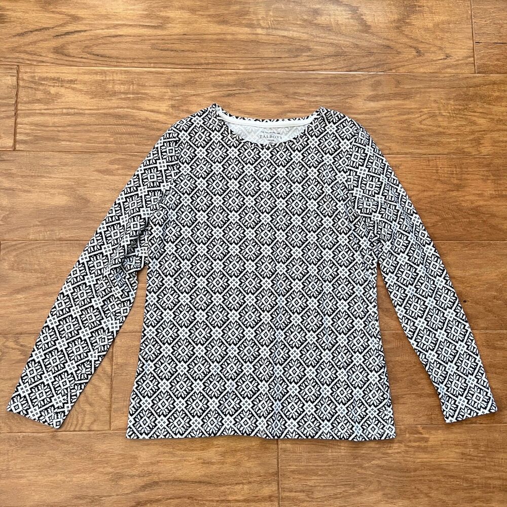 The Talbots Tee Women's Size MP Petite Crewneck Aztec Snowflake White/Black